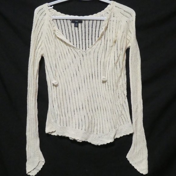 Retro | GAP | small | Ivory Crochet Style Long Sleeve Lightweight Sweater | NWOT - Picture 1 of 16